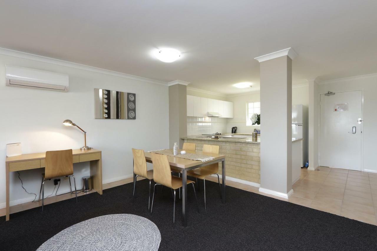 Hillarys Marina Apartment パース エクステリア 写真